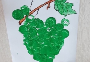 Powiększ obraz: Praca plastyczna-jesienne winogrona